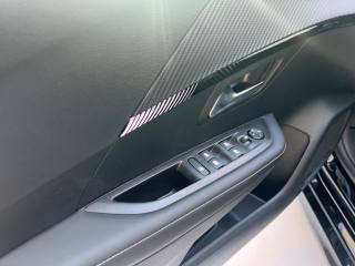PEUGEOT 208 usata, con ESP