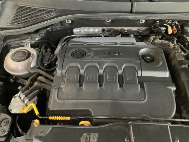 VOLKSWAGEN T-Roc usata, con Tetto panorama