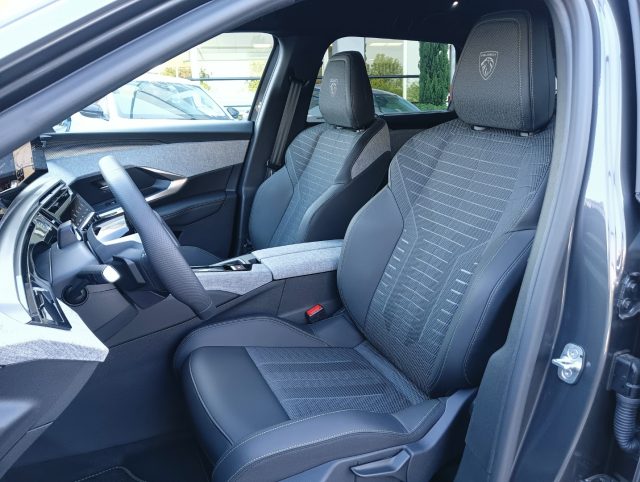 PEUGEOT 5008 usata, con Cerchi in lega