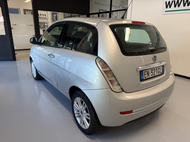 LANCIA Ypsilon usata, con Autoradio