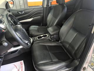 NISSAN Navara usata, con Autoradio