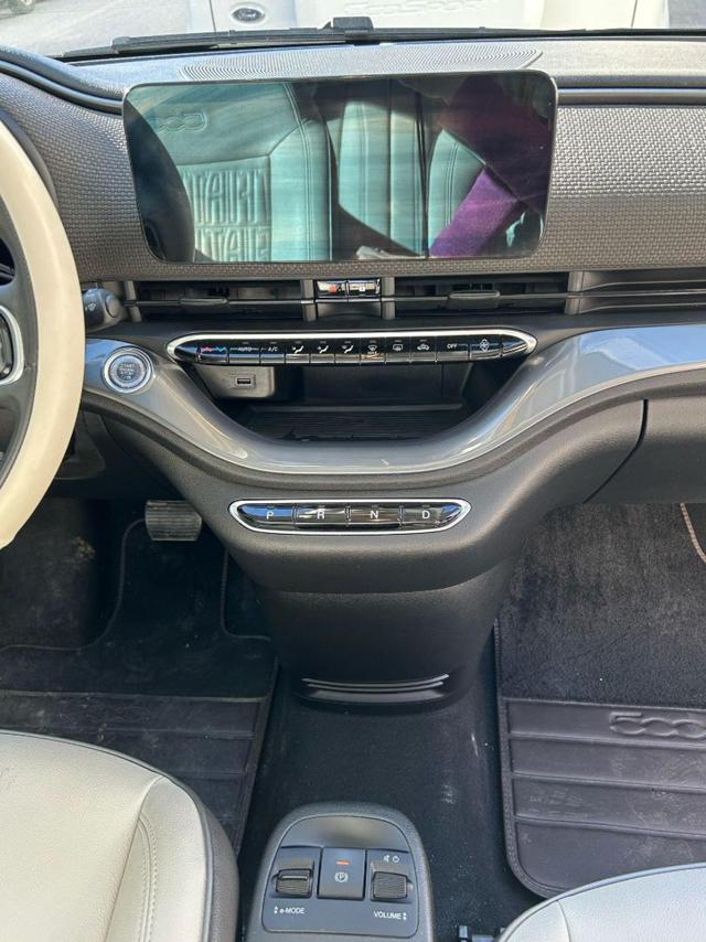 FIAT 500e usata, con Climatizzatore