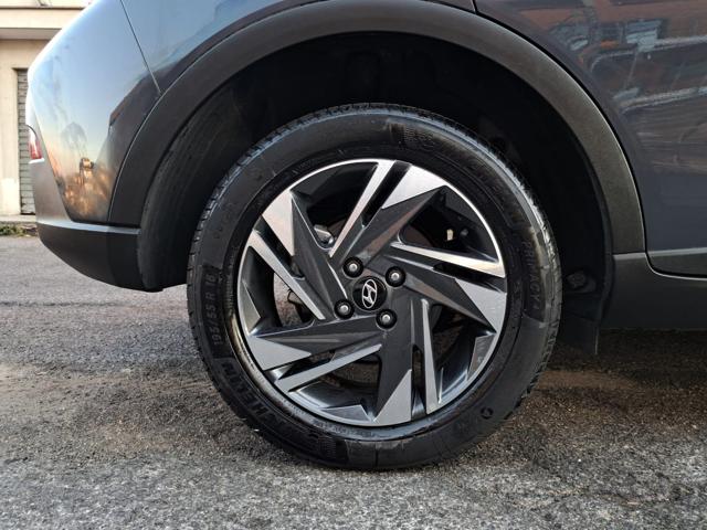 HYUNDAI Bayon usata, con Autoradio