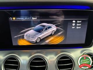MERCEDES-BENZ E 200 usata, con Park Distance Control