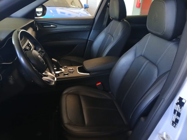 ALFA ROMEO Stelvio usata, con Regolazione elettrica sedili