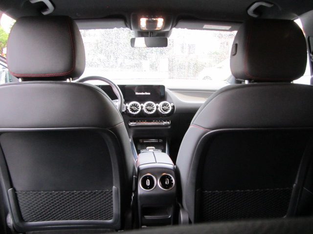 MERCEDES-BENZ GLA 200 usata, con Autoradio