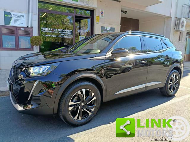 PEUGEOT 2008 usata, con Touch screen