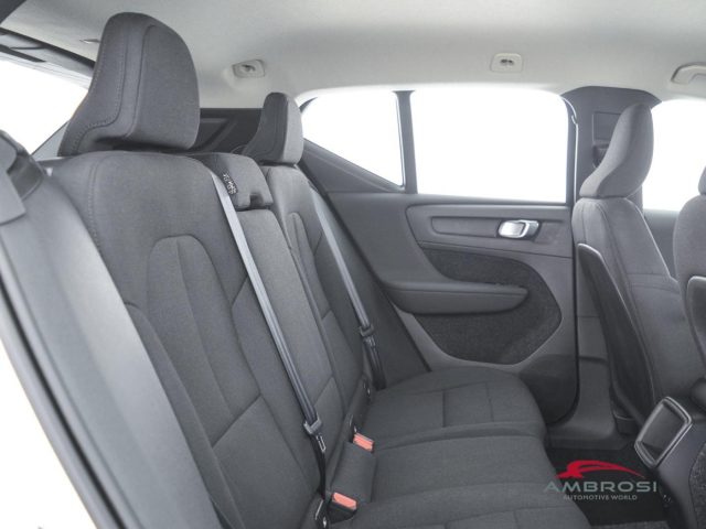 VOLVO XC40 usata 10
