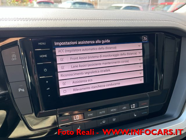 VOLKSWAGEN Touareg usata, con Servosterzo