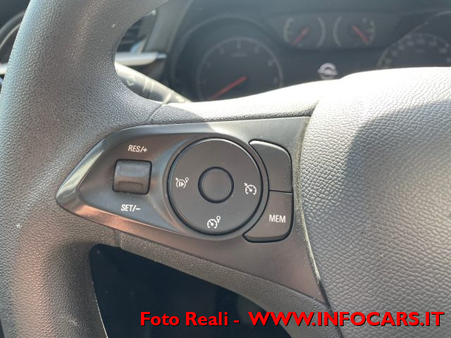 OPEL Corsa usata, con Touch screen