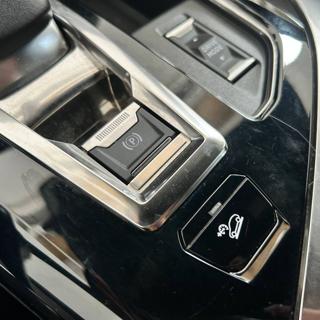PEUGEOT 3008 usata, con Fari LED