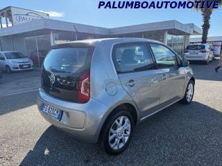 VOLKSWAGEN up! usata, con Autoradio