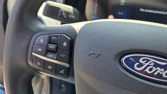 FORD Tourneo Courier usata, con Vetri oscurati