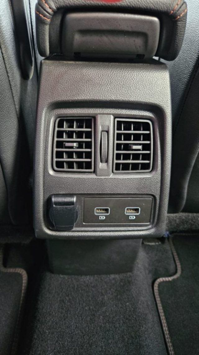 RENAULT Captur usata, con Regolazione elettrica sedili