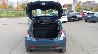 LANCIA Ypsilon usata, con Autoradio