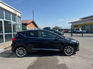 FORD Fiesta usata, con Autoradio