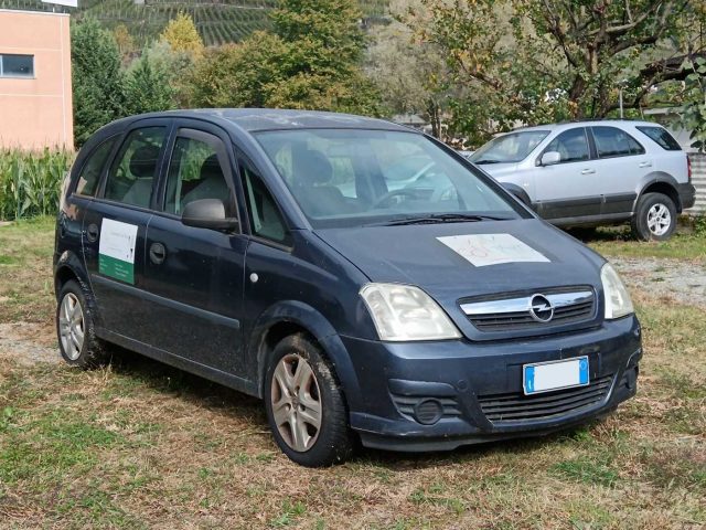 OPEL Meriva usata, con Climatizzatore