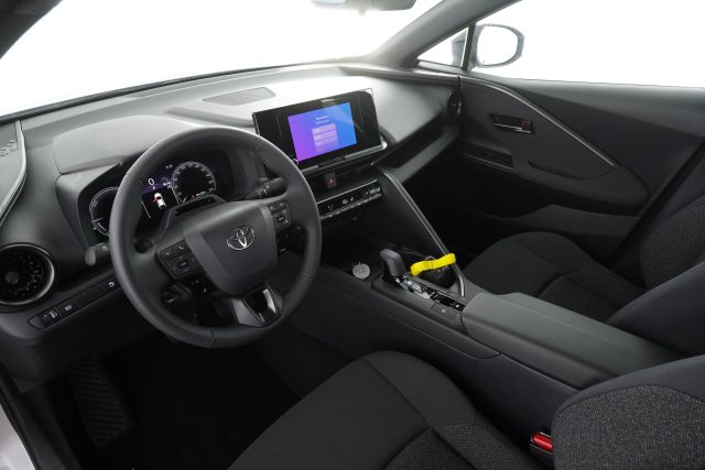 TOYOTA C-HR usata 8