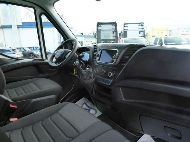 IVECO Daily usata, con Luci diurne LED
