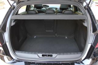 PEUGEOT 308 usata, con Interni in pelle