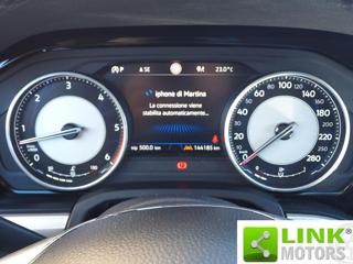 VOLKSWAGEN Touareg usata, con Park Distance Control