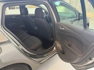 OPEL Astra usata, con Fendinebbia
