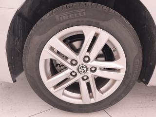 TOYOTA Corolla usata, con Hill holder