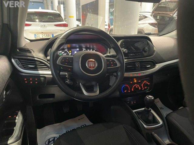 FIAT Tipo usata, con USB