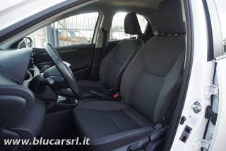 TOYOTA Yaris usata 4