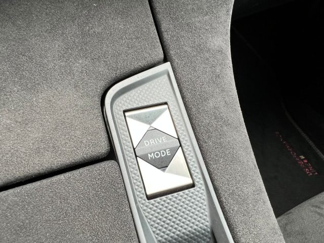 DS AUTOMOBILES DS 7 Crossback usata 23