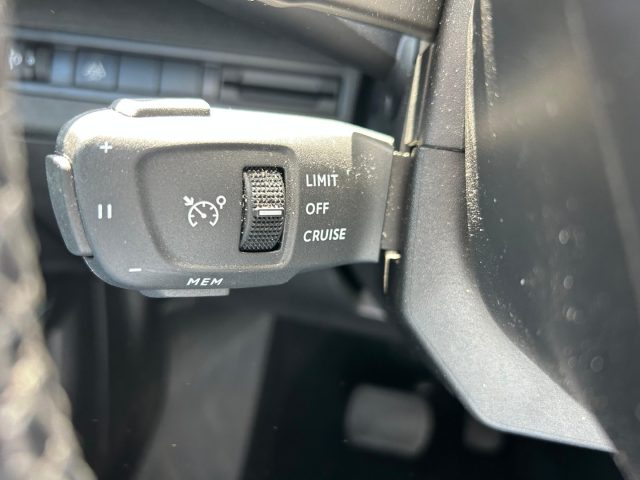 PEUGEOT 3008 usata, con Chiusura centralizzata