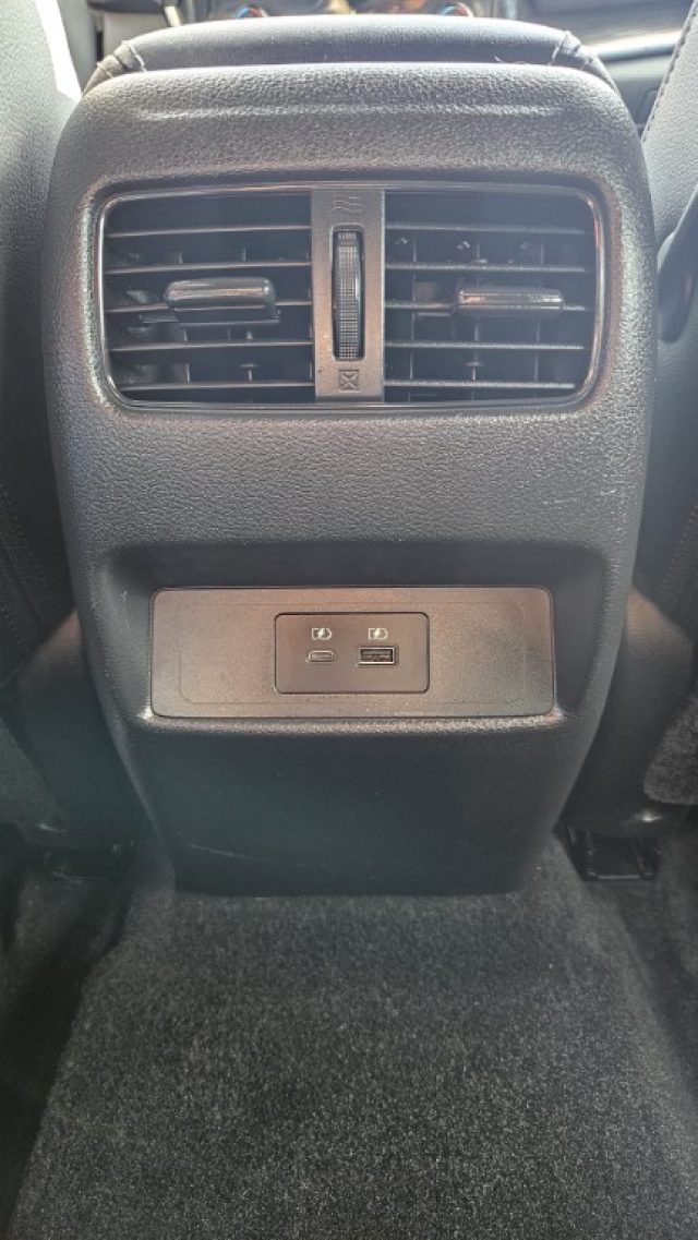 NISSAN Qashqai usata, con Climatizzatore