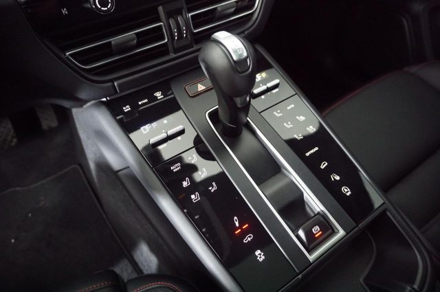 PORSCHE Macan usata, con Cruise Control