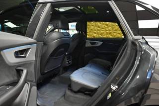 AUDI Q8 usata 28