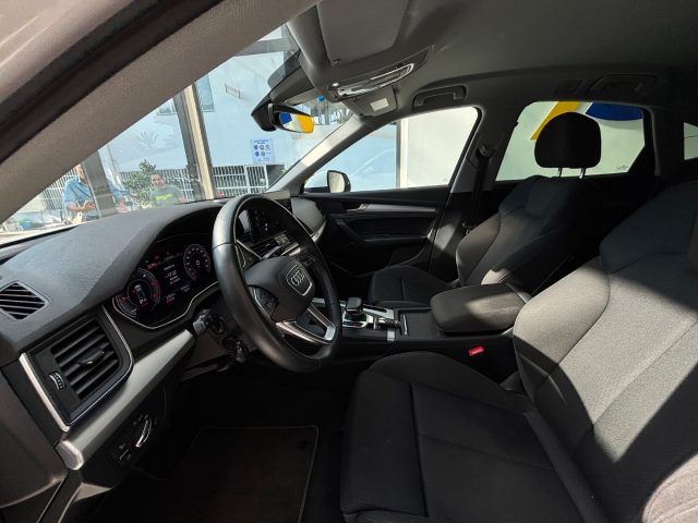 AUDI Q5 usata, con Sensori di parcheggio anteriori