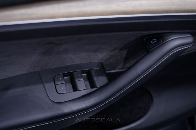 TESLA Model Y usata, con Cruise Control