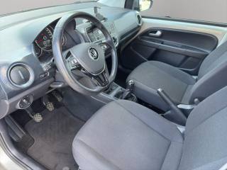 VOLKSWAGEN up! usata, con ESP