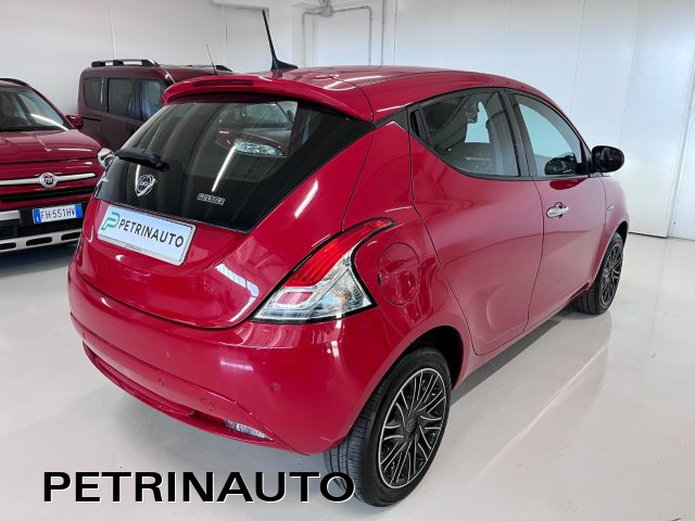 LANCIA Ypsilon usata, con Autoradio