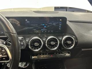 MERCEDES-BENZ GLA 200 usata, con Sedile posteriore sdoppiato