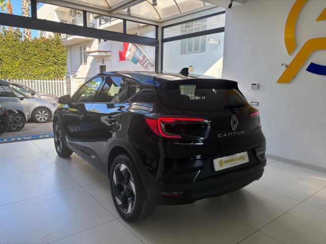 RENAULT Captur usata, con Fari LED