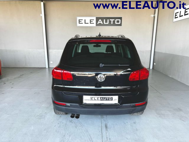 VOLKSWAGEN Tiguan usata, con Autoradio
