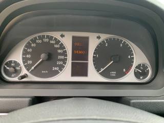 MERCEDES-BENZ B 180 usata, con Fendinebbia