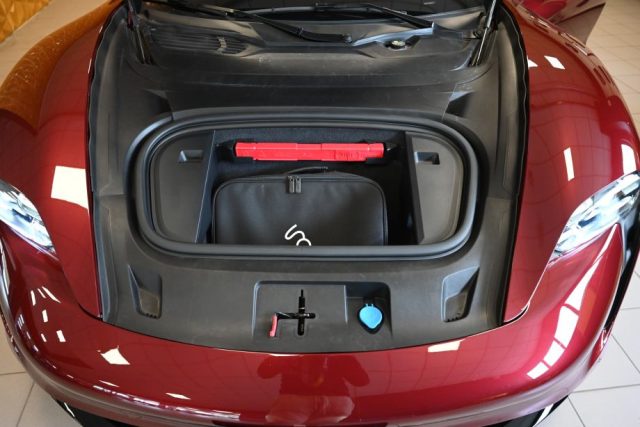 PORSCHE Taycan usata 155