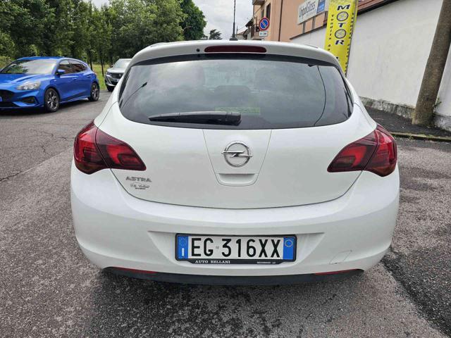 OPEL Astra usata, con Airbag Passeggero