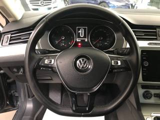 VOLKSWAGEN Passat Variant usata, con Cruise Control