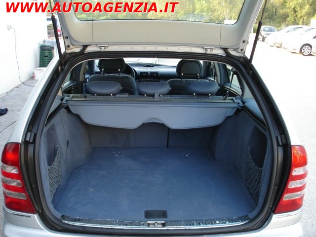 MERCEDES-BENZ C 220 usata 11