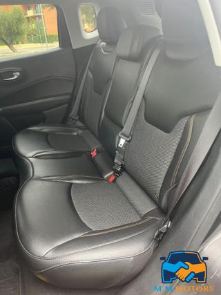 JEEP Compass usata, con Sedile posteriore sdoppiato