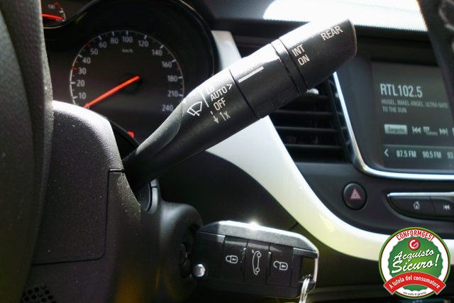 OPEL Crossland usata, con Luci diurne LED
