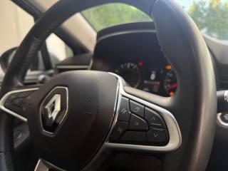 RENAULT Clio usata, con Touch screen