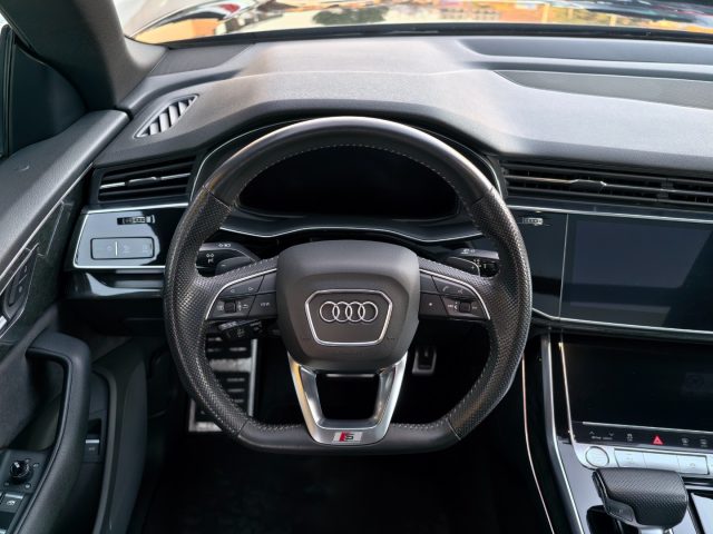 AUDI Q8 usata, con Climatizzatore